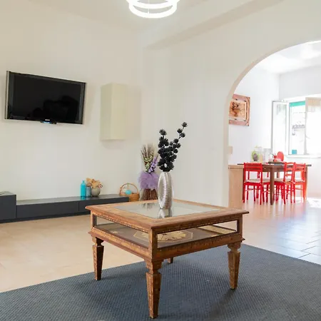 Essenza Maison *