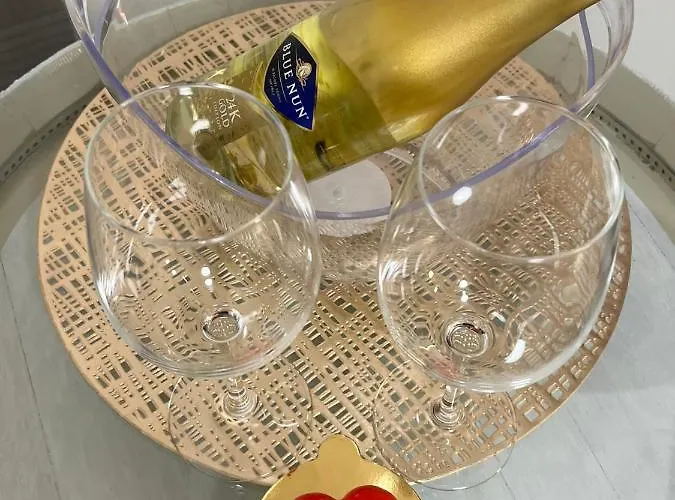 Apartment Essenza Maison *